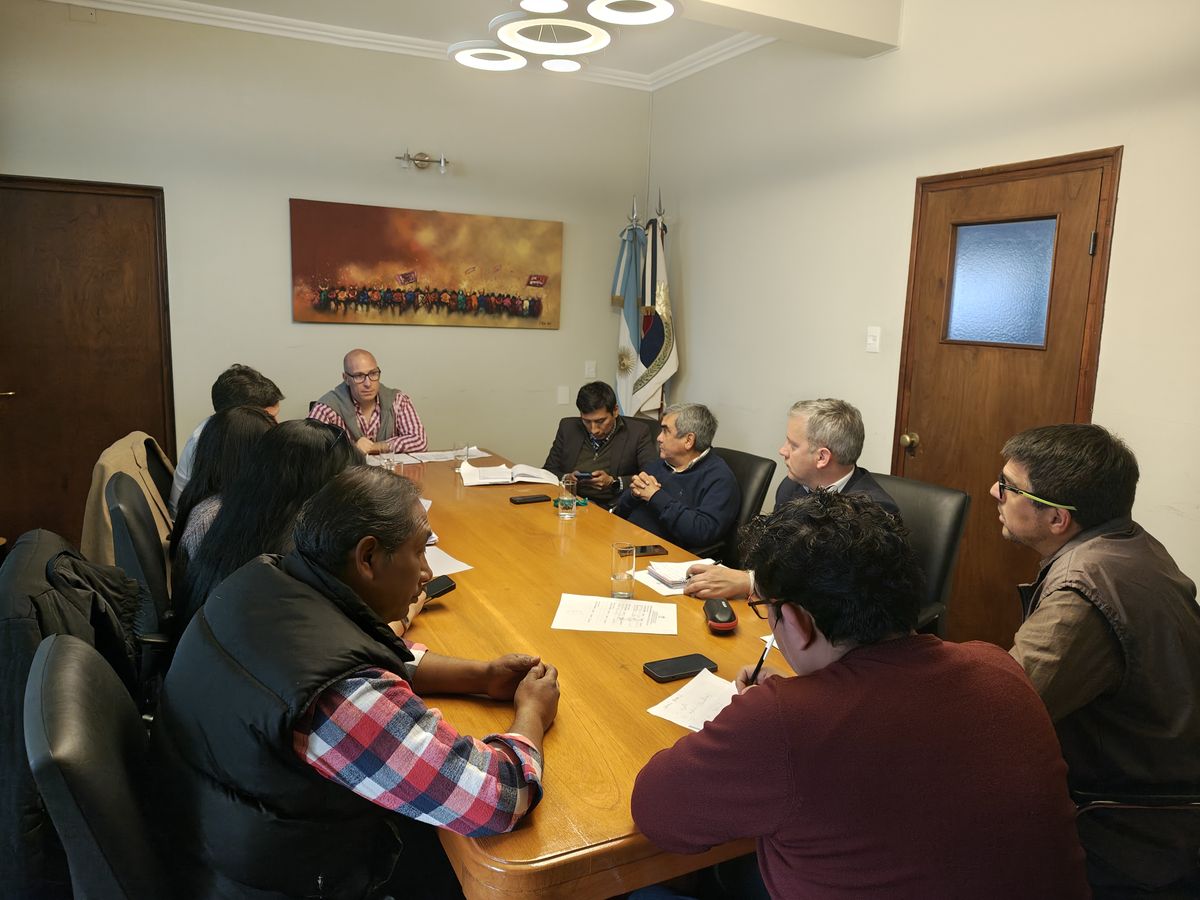 Paritarias: prosiguen las reuniones con referentes gremiales
