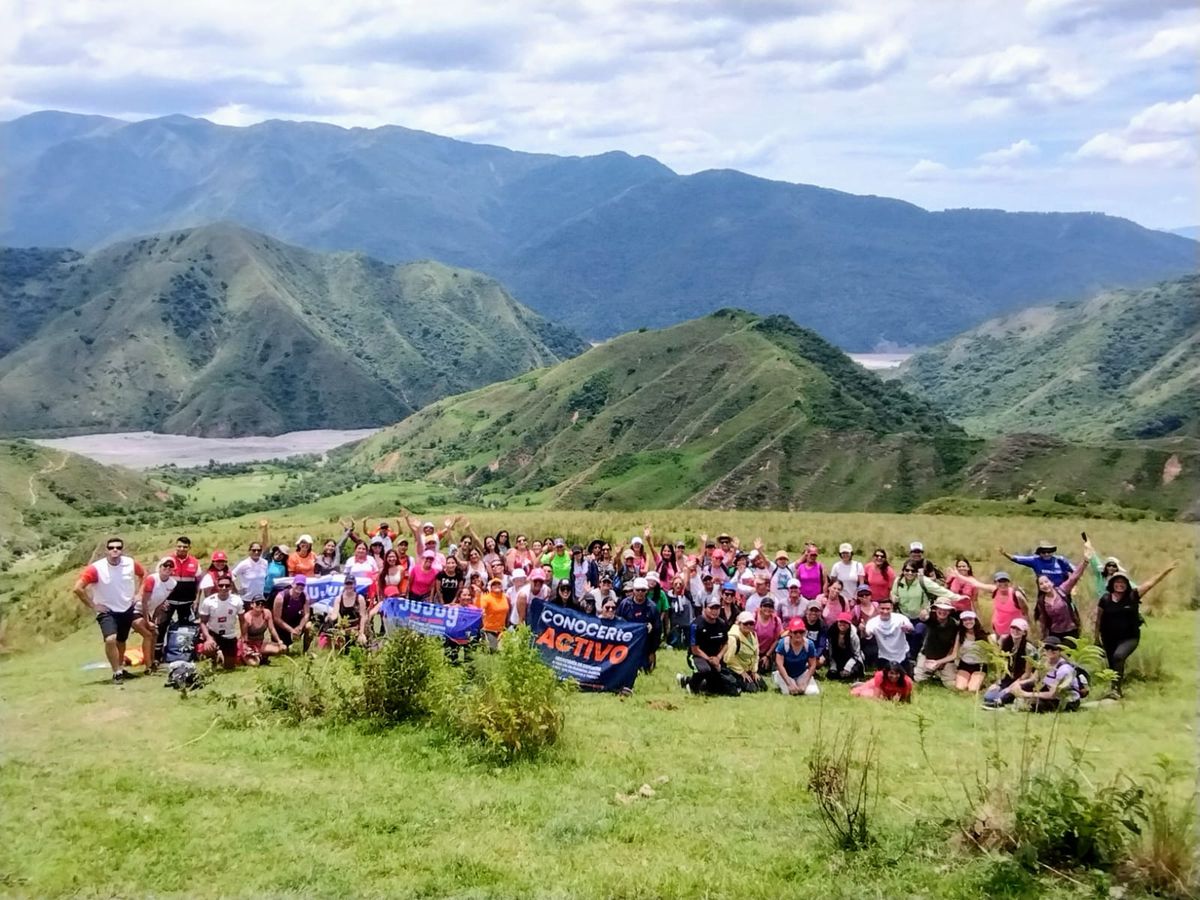 Exitosa primera caminata de Jujuy Trekking Magia Pura en Balcones de León