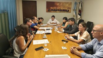 Con propuesta de aumento, bono y blanqueos, finalizó la primera etapa de paritarias