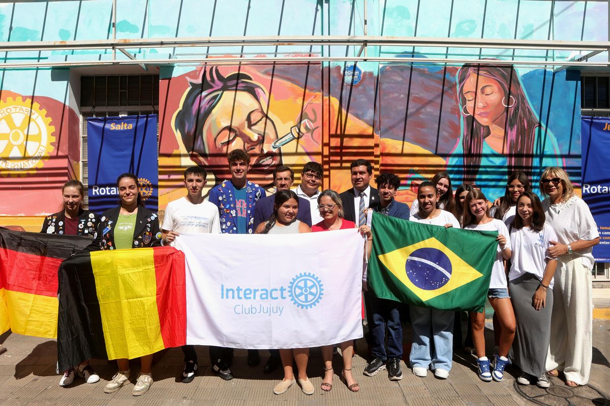 Sadir acompañó a la comunidad rotaria en el aniversario del Rotary Club Internacional