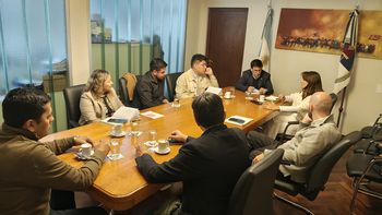 Reunión de trabajo entre el Ministerio de Hacienda y el Ministerio de Educación