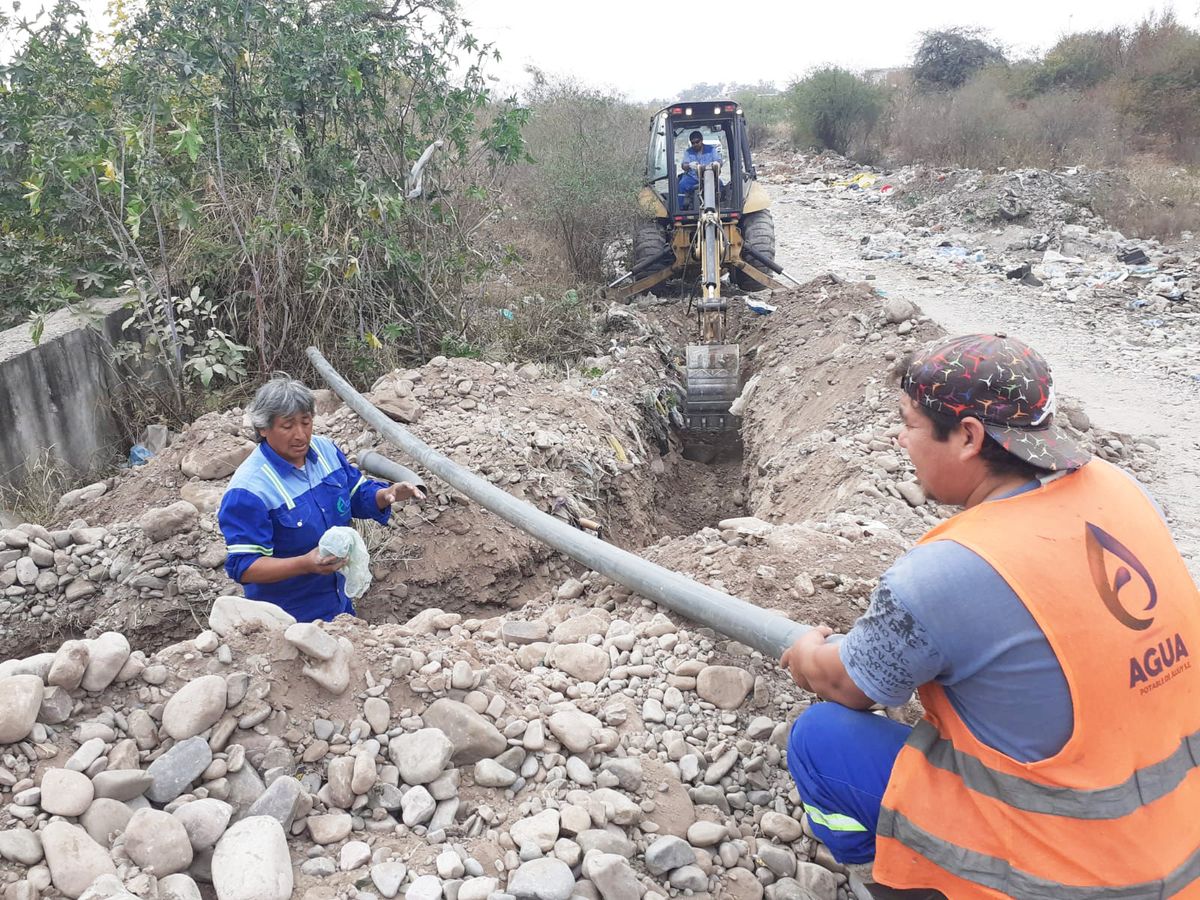 Agua Potable de Jujuy instalará un nuevo bombeo, nexo y red de agua para el barrio Virgen de Luján
