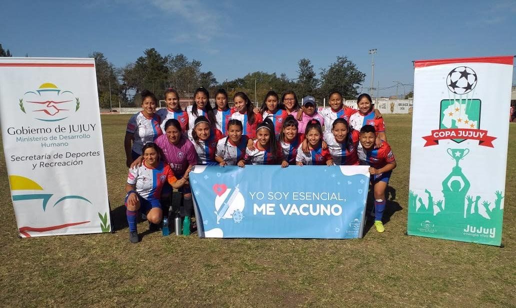 Rivadavia de El Carmen pasó a semifinales en Copa Jujuyde Futbol Femenino