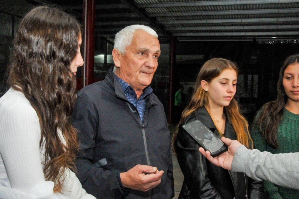 coordinador de hockey y entrenador de primera división de la disciplina en el Club Ciudad de Nieva