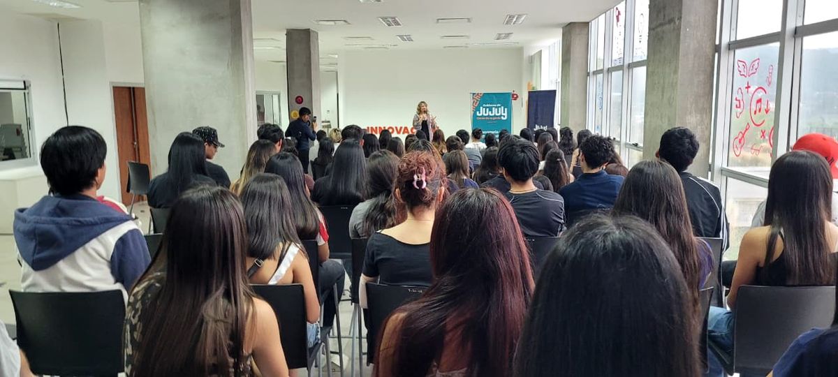 Poné Primera a tu Futuro fortalece el desarrollo personal y vocacional Poné Primera a tu Futuro fortalece el desarrollo personal y vocacional