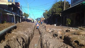Agua Potable de Jujuy concluyó la instalación de redes de agua y cloacas en Perico 