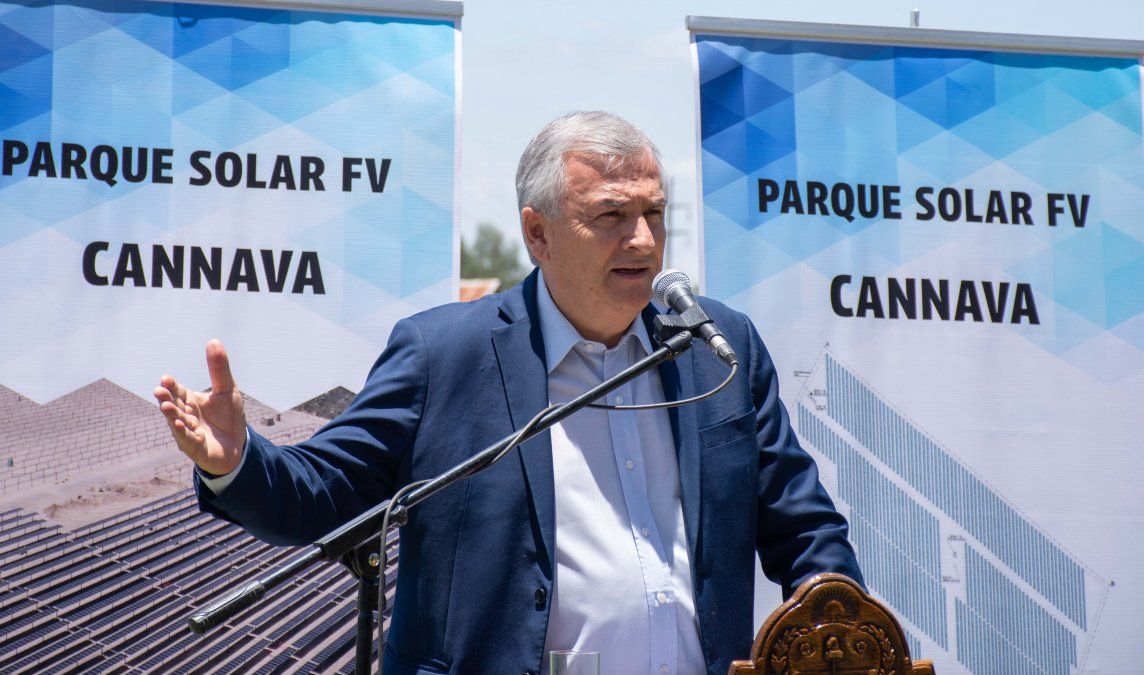 Morales puso en marcha la construcción del parque solar Cannava