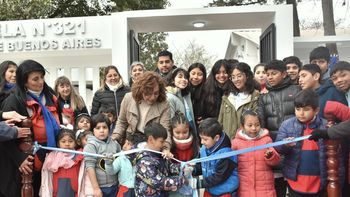 la escuela n°321 de los perales fue ampliada y refaccionada