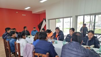 Volcán: Unifican plan de prevención y gestión de riesgo.