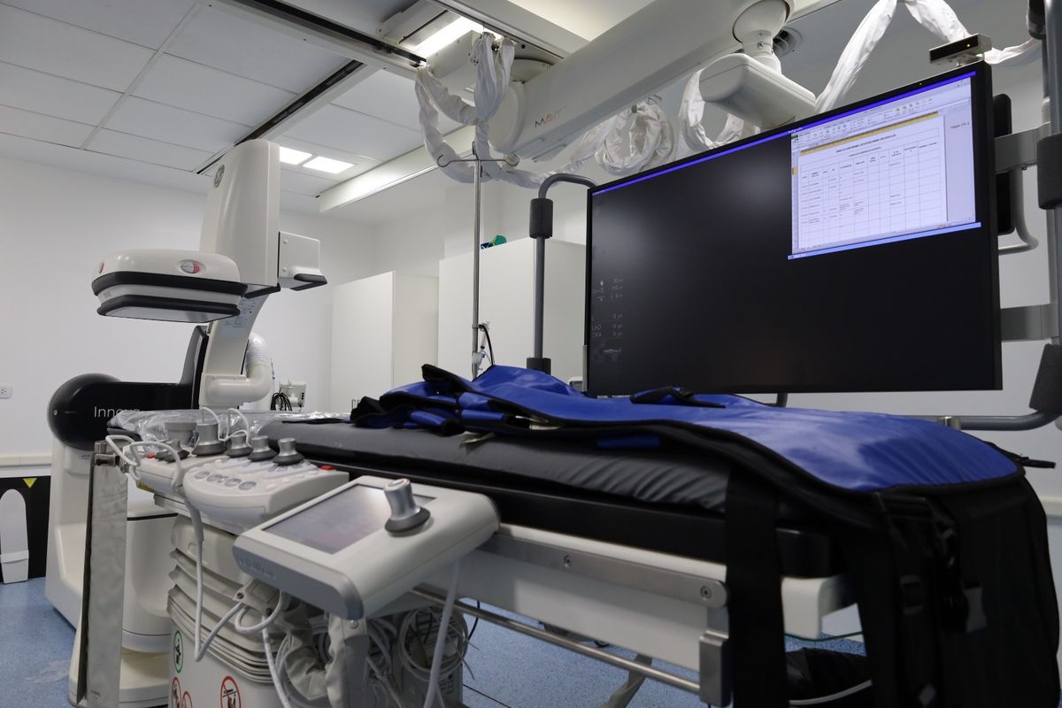 Salud pública: ya se efectúan angioplastias coronarias en el Hospital Pablo Soria Salud pública: ya se efectúan angioplastias coronarias en el Hospital Pablo Soria