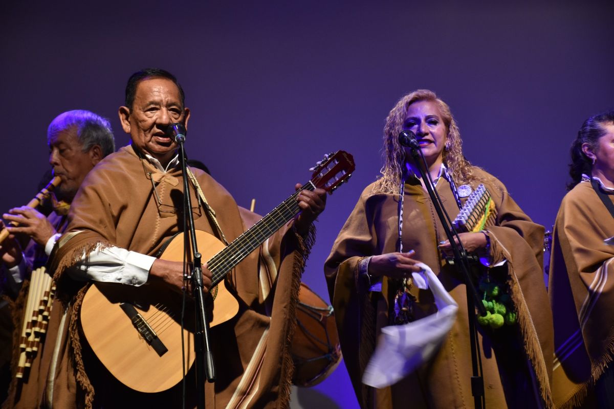 Con una gala en el Tizón, el grupo folclórico La Cosecha celebró sus 8 años Con una gala en el Tizón, el grupo folclórico La Cosecha celebró sus 8 años