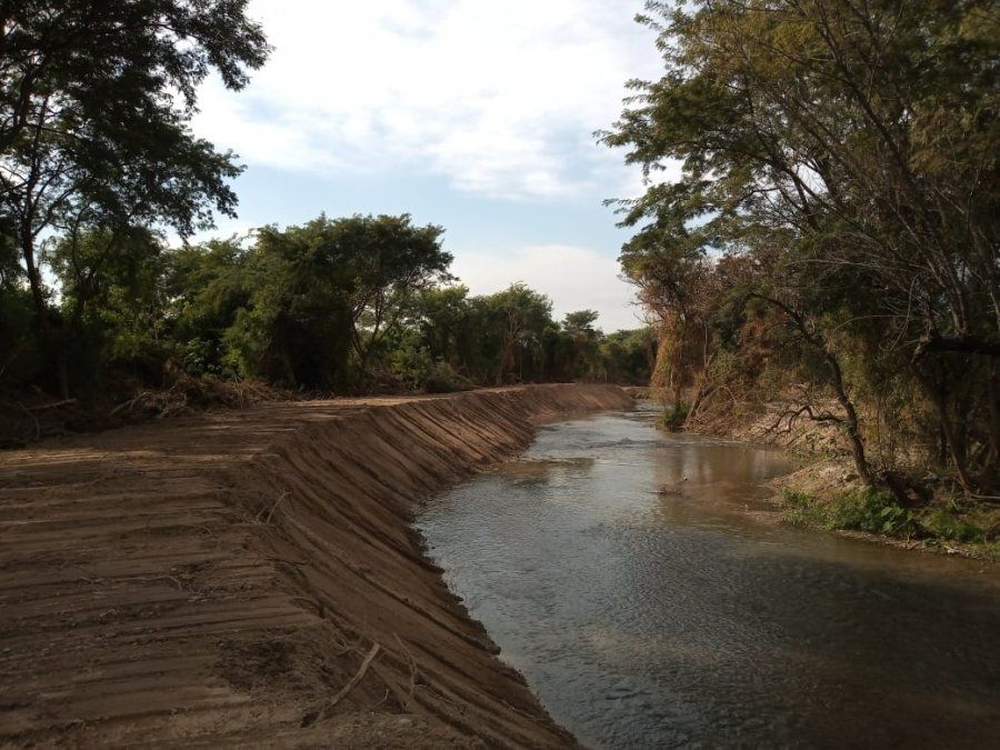 Manantiales: la mega obra de drenaje y riego avanzó un 48%