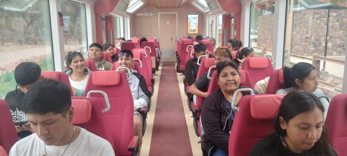 El Tren Solar de la Quebrada entrelaza experiencias con las instituciones jujeñas El Tren Solar de la Quebrada entrelaza experiencias con las instituciones jujeñas