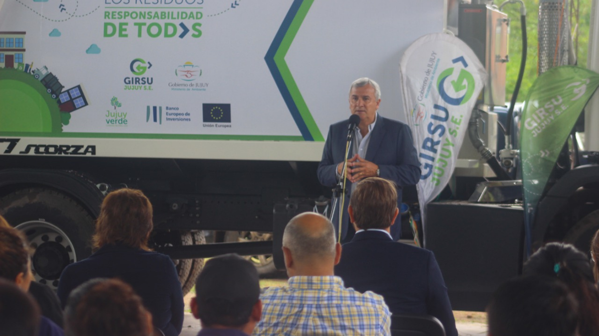 Gestión de residuos: El Piquete recibió un compactador y cerrará su basural a cielo abierto Gestión de residuos: El Piquete recibió un compactador y cerrará su basural a cielo abierto