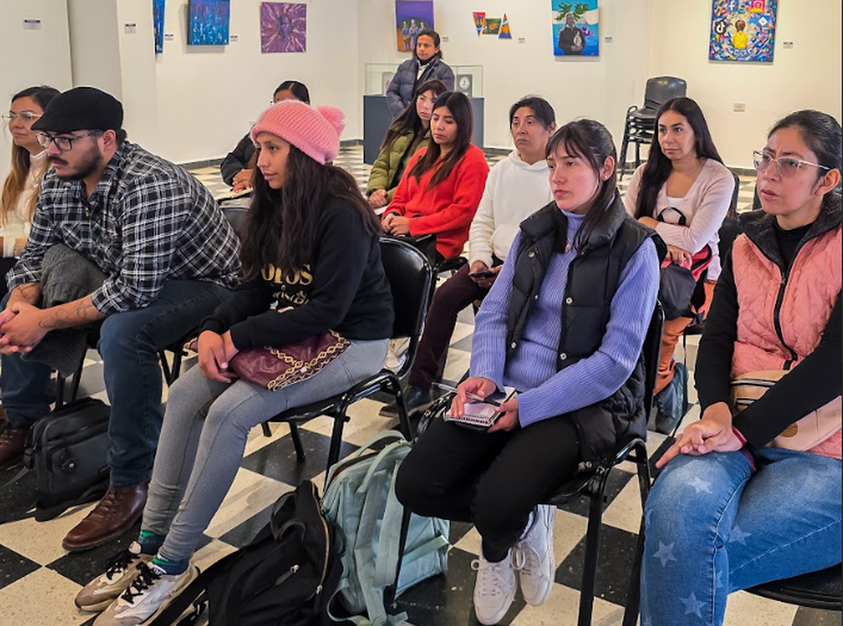 El programa apunta a incorporar criterios de accesibilidad turística en la atención, con foco en personas con discapacidad y adultos mayores.