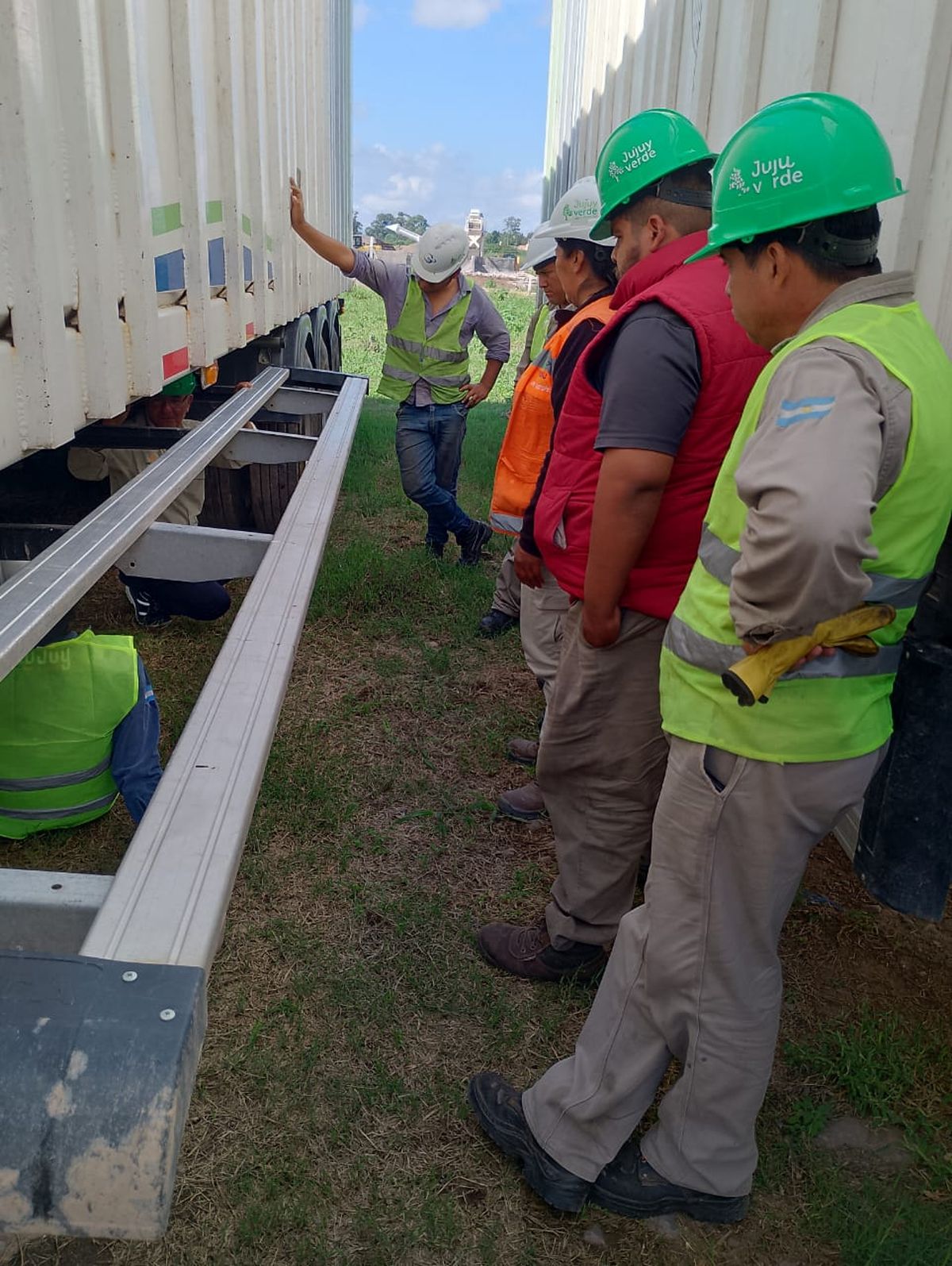 GIRSU Jujuy capacita a su personal en tecnología clave para el transporte de residuos
