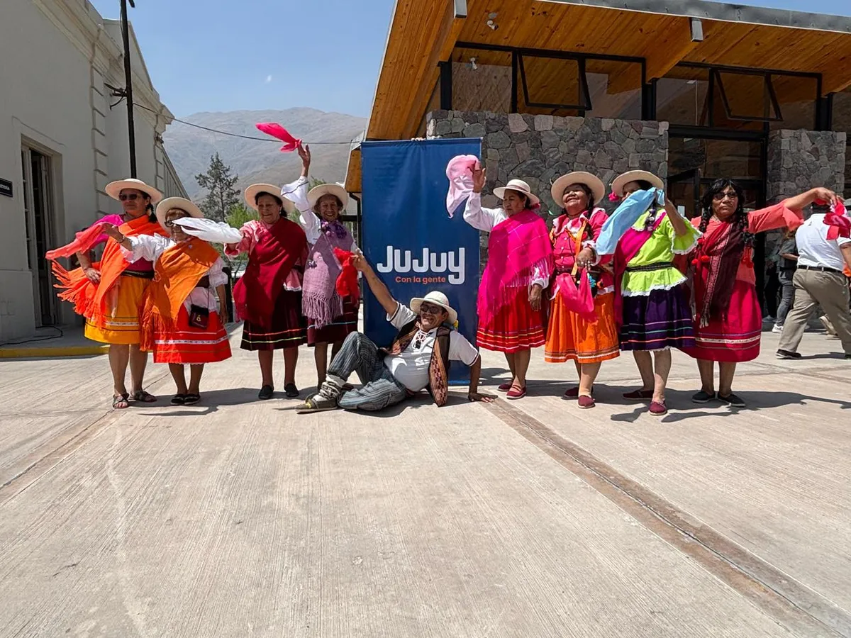 El Tren Solar de la Quebrada entrelaza experiencias con las instituciones jujeñas El Tren Solar de la Quebrada entrelaza experiencias con las instituciones jujeñas