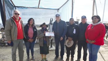 Morales entregó fondos para ampliar el horizonte productivo de comunidades de Rinconada
