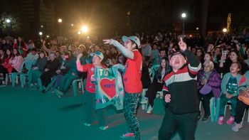 se concreto la segunda jornada de voces de agosto en plaza espana