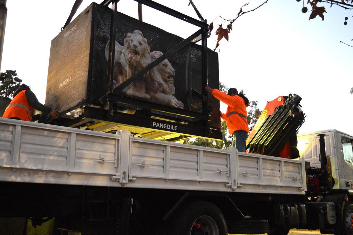 lola mora traslado los leones 00