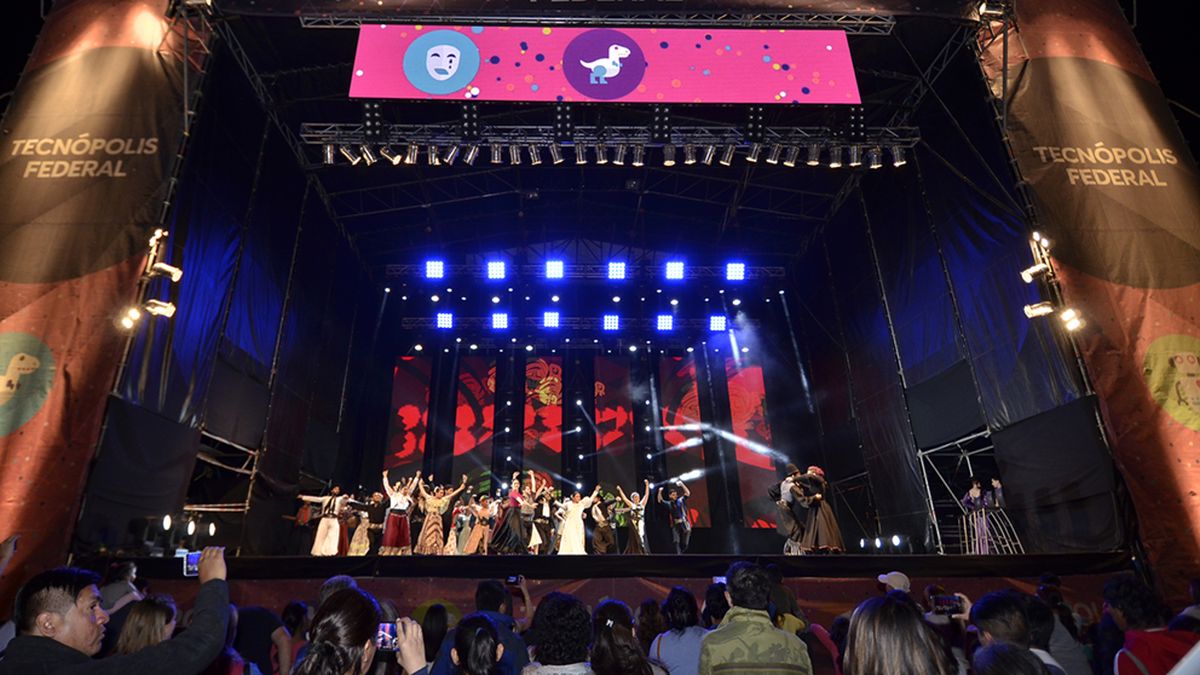 Argentina Baila 2017 inició su temporada en Tecnópolis Federal Jujuy