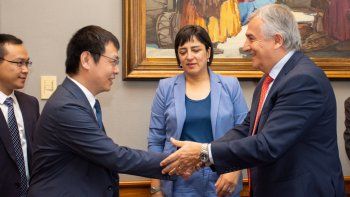 morales se reunio con ejecutivos de byd para avanzar en acuerdos de inversion en litio en jujuy