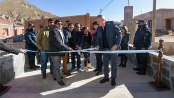 morales inauguro el colegio secundario n° 18 de coranzuli