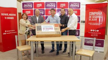 la compania de seguros de jujuy dono mobiliario a radio provincia