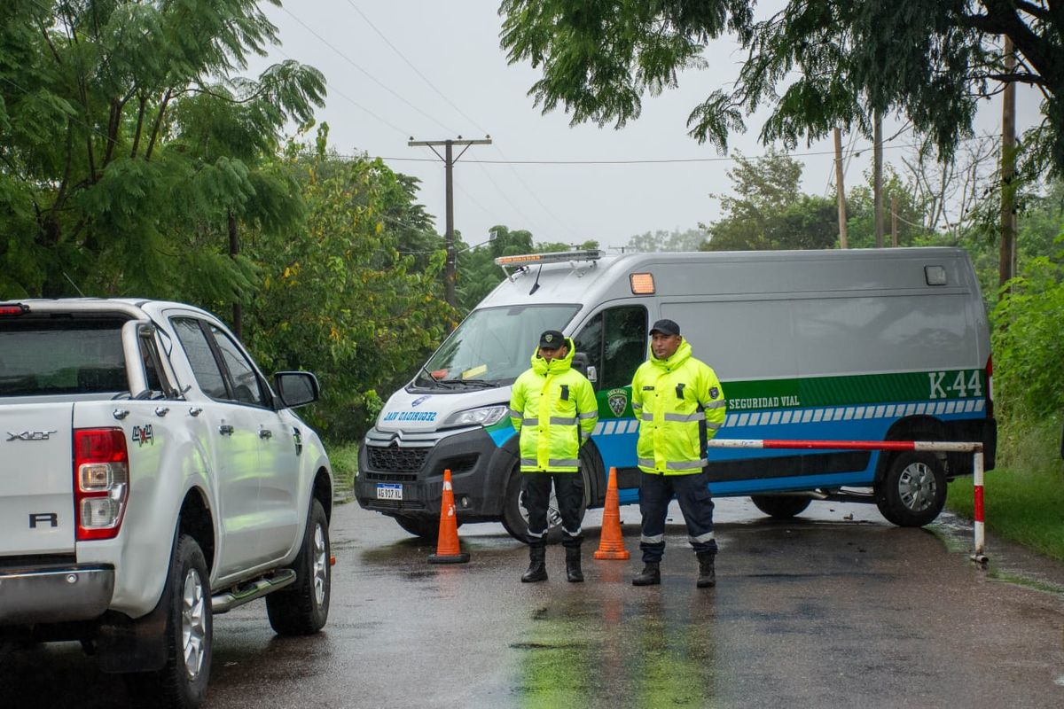 El gobernador Sadir recorrió la zona de Huaico afectada por la lluvia