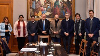 el gobernador recibio al defensor adjunto nacional de derechos de ninos, ninas y adolescentes