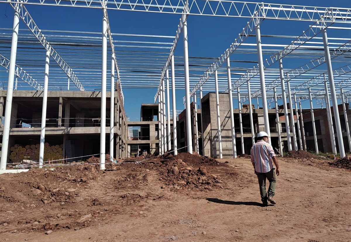 Las obras por el nuevo hospital Oscar Orías en Libertador son otro hito más del Plan Maestro