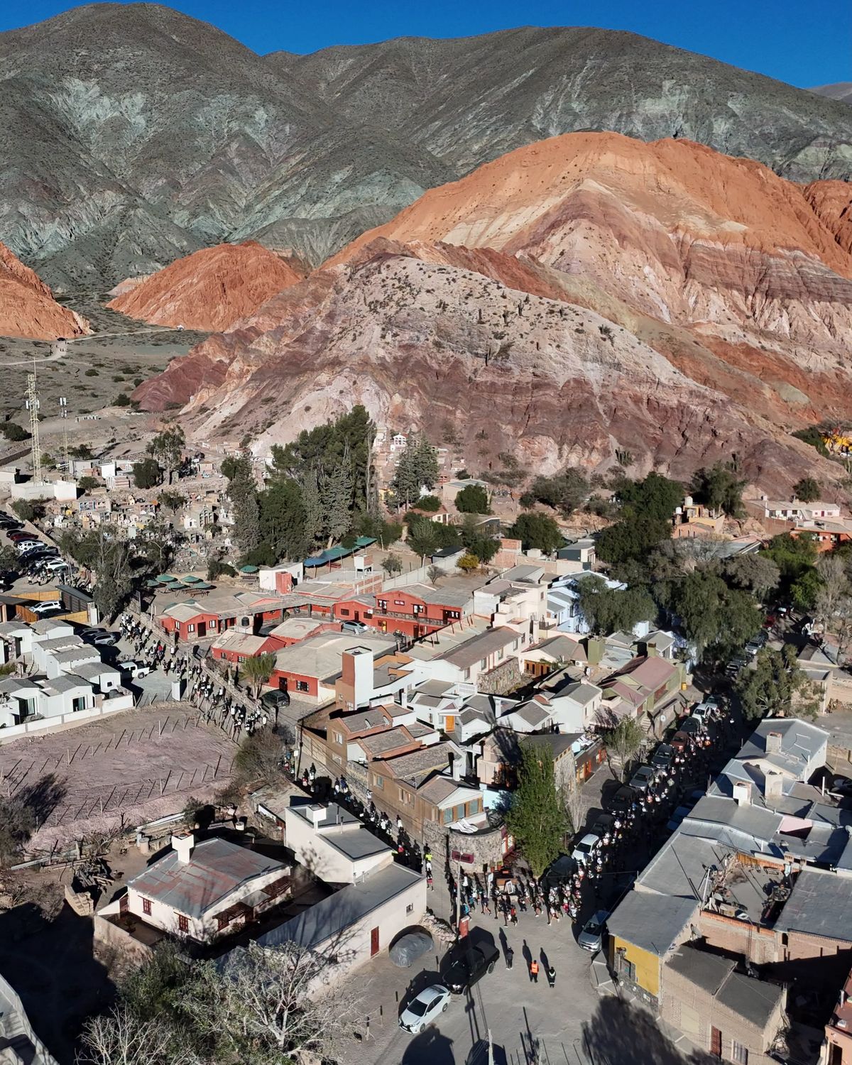 Más de 600 atletas del NOA protagonizaron la 2° edición del Trail de los Siete Colores en Purmamarca