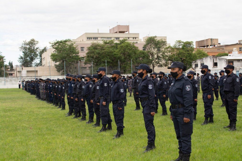 Egreso de agentes policiales y auxiliares en seguridad pública con orientación penitenciaria