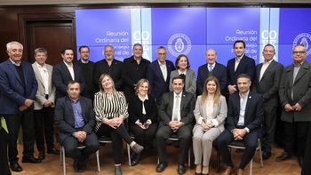 bouhid asistio al consejo federal de salud
