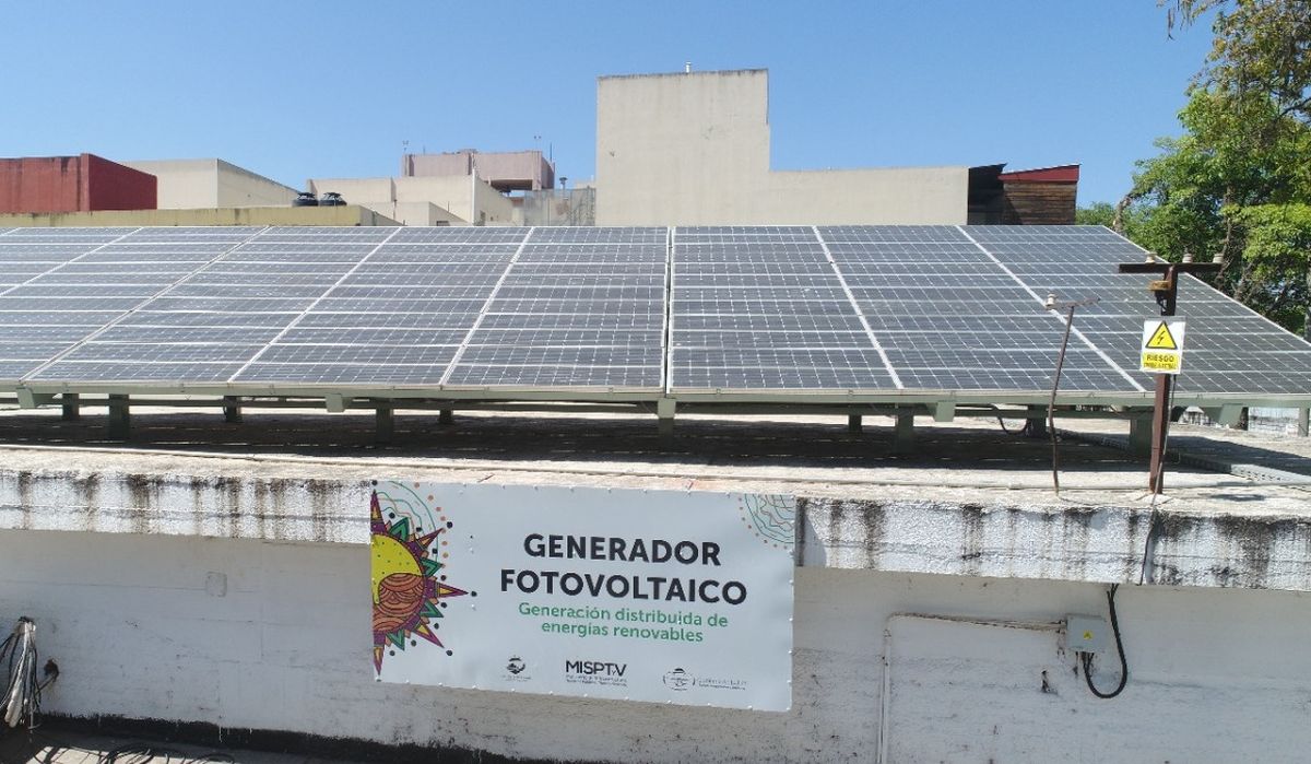 La instalación y puesta en funcionamiento el generador fotovoltaico que abastece al MISPTyV estuvo a cargo de la Secretaría de Energía.