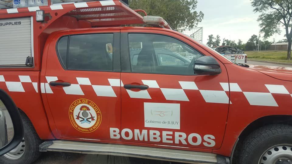 Llegaron a Corrientes  brigadistas y bomberos jujeños enviados por el gobierno de la provincia