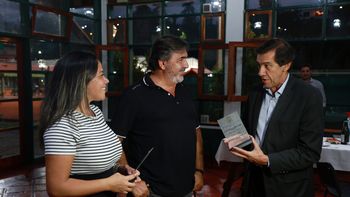 Sadir inauguró sistema lumínico en Club Gimnasia y Tiro