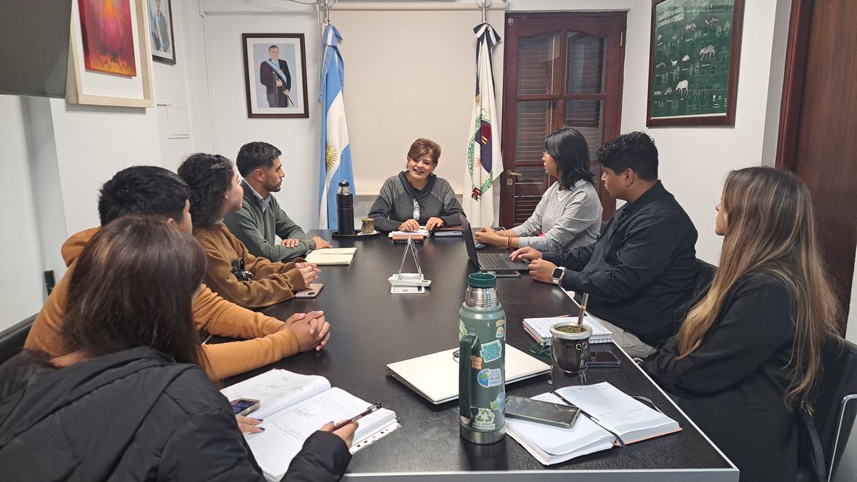 J&oacute;venes que se comprometen con la agenda ambiental y clim&aacute;tica local