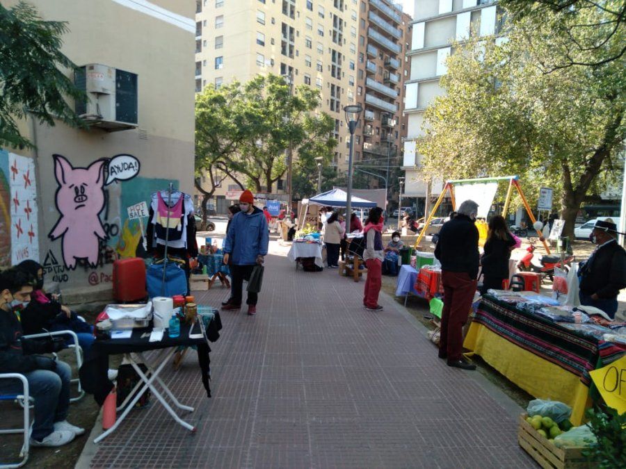 Se realizó la primera Feria Interprovincial entre las casas de Jujuy y de Catamarca en Córdoba