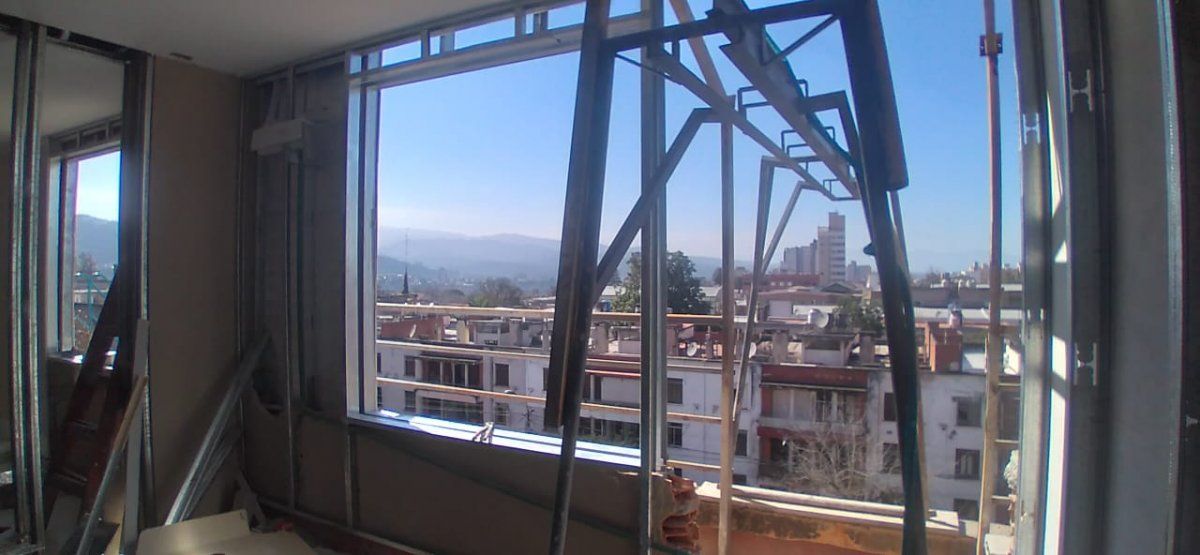 Las obras de Arquitectura para nueva residencia de médicos se desarrollan en el último piso del Hospital Dr. Héctor Quintana.