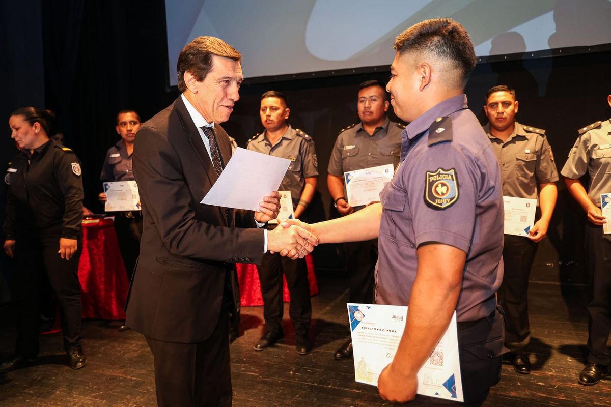 Bomberos incorpora recursos humanos calificados