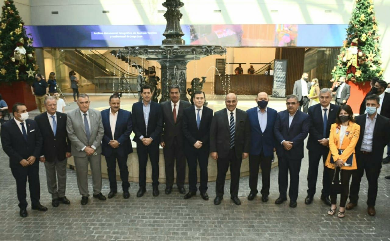 desde una vision regional, morales y gobernadores de noa y nea trabajan por un pais justo
