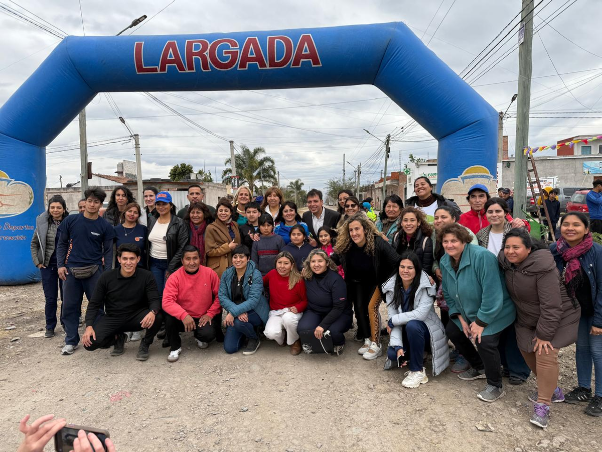 Prevención de la violencia de género en la maratón inclusiva Ayudanos a ayudarte