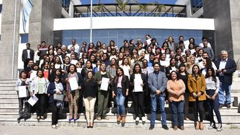 la ministra bovi entrego 180 titularizaciones a docentes de nivel secundario