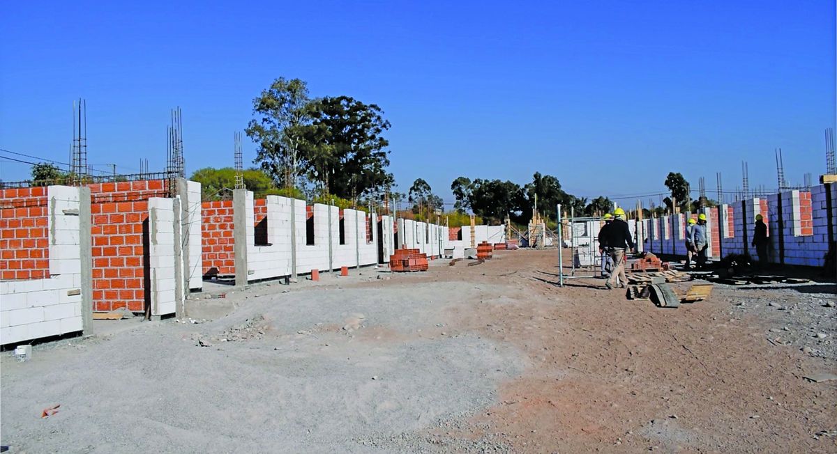 *Las 430 viviendas del Programa Nacional Casa Propia Construir Futuro se construyen en los Bº Alto Comedero (Capital) y Florida (Palpalá).
