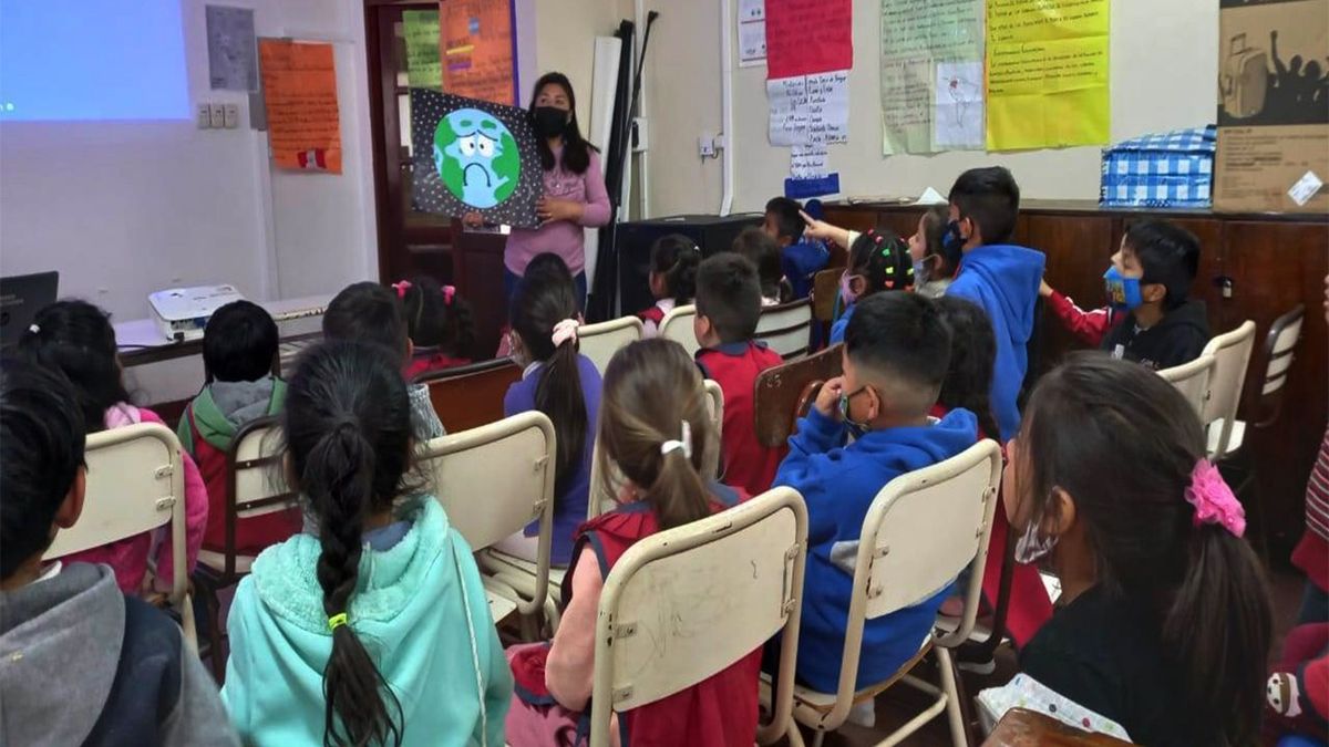 Proyecto Huertas: Taller de Cuidado del Medio Ambiente en la Escuela 321 de Los Perales