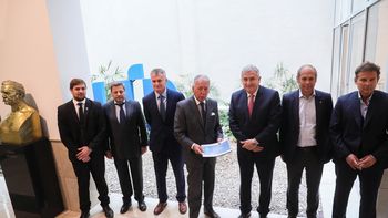 morales, con industriales de todo el pais