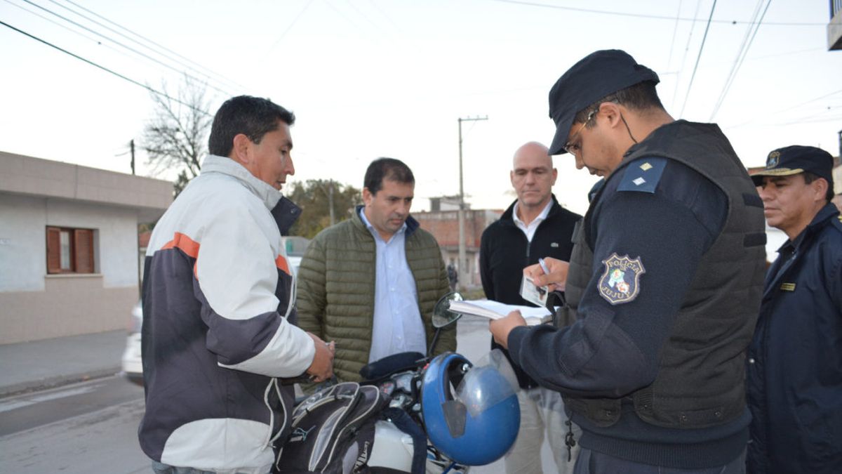 Megaoperativo De Seguridad Con M S De Polic As En Las Calles