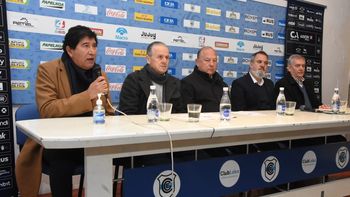 anuncios del partido entre racing y agropecuario por la copa argentina en jujuy