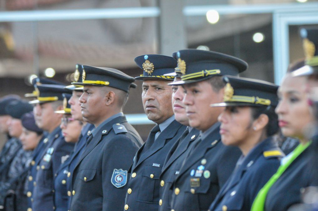 Ascienden a 2139 efectivos policiales al grado inmediato superior